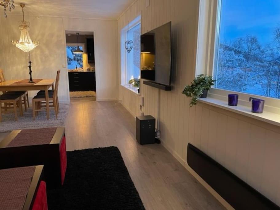 House With Garage In Lyngen *